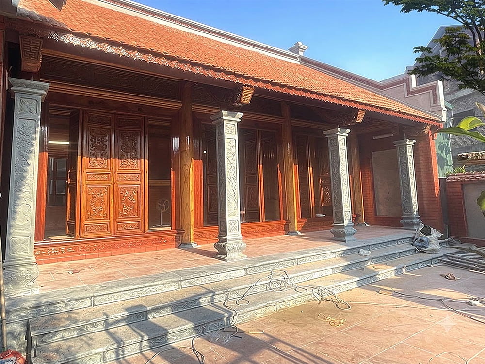 Hoàn Thiện Nhà Gỗ 3 Gian 20 Cột Gỗ Xoan Ta Tại Thạch Thất – Hà Nội Hoàn Thiện Nhà Gỗ 3 Gian 20 Cột Gỗ Xoan Ta Tại Thạch Thất – Hà Nội