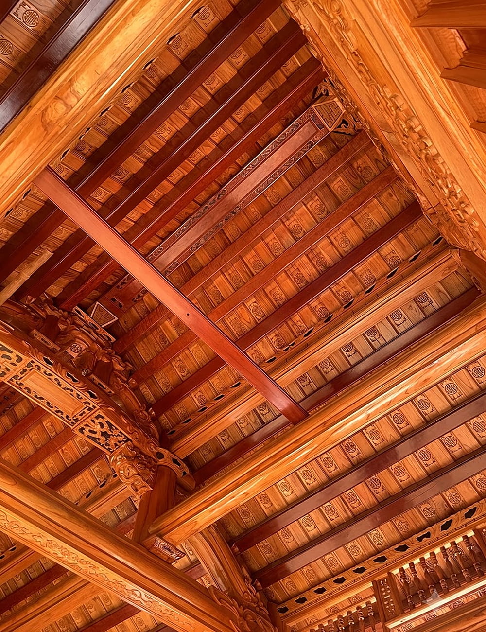 Hoàn Thiện Nhà Gỗ 3 Gian 20 Cột Gỗ Xoan Ta Tại Thạch Thất – Hà Nội Hoàn Thiện Nhà Gỗ 3 Gian 20 Cột Gỗ Xoan Ta Tại Thạch Thất – Hà Nội