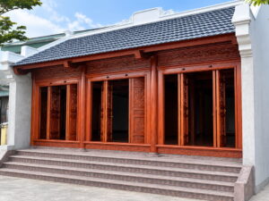 Hoàn Thiện Nhà Thờ 3 Gian Gỗ Lim Lào Tại Gia Lâm – Hà Nội