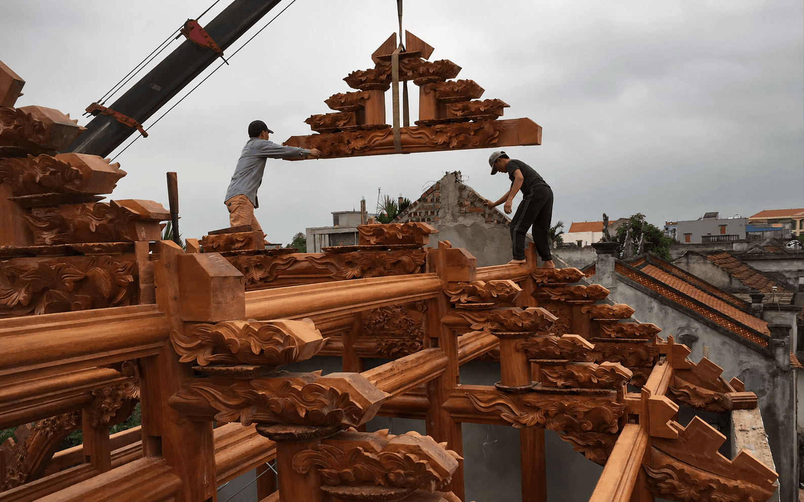Báo Giá Top 7+ Mẫu Nhà Gỗ 3 Gian 2 Chái Đẹp Nhất 2026