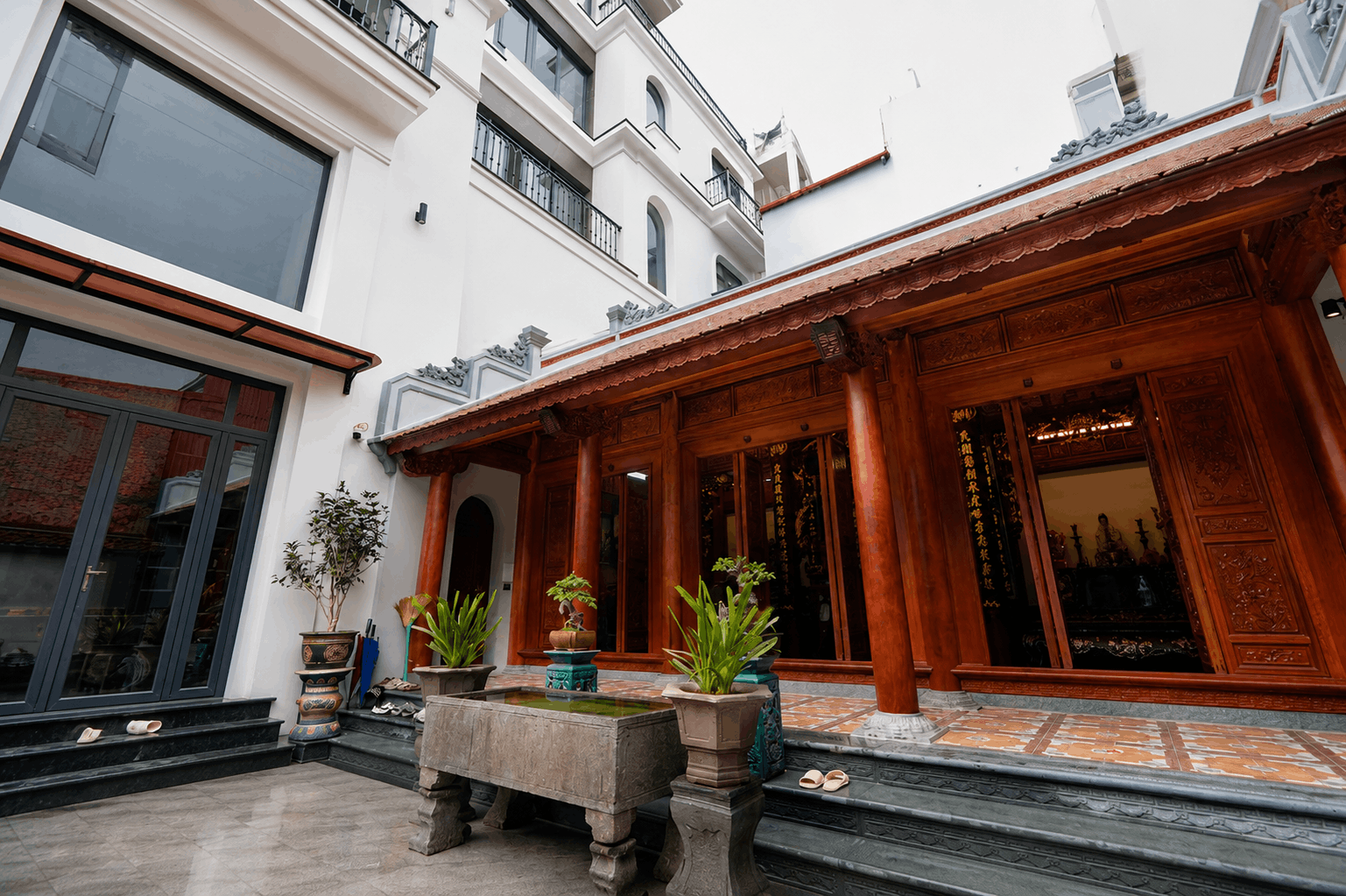 Hoàn Thiện Nhà Gỗ 3 Gian Lim Lào Tại Đan Phượng – Hà Nội