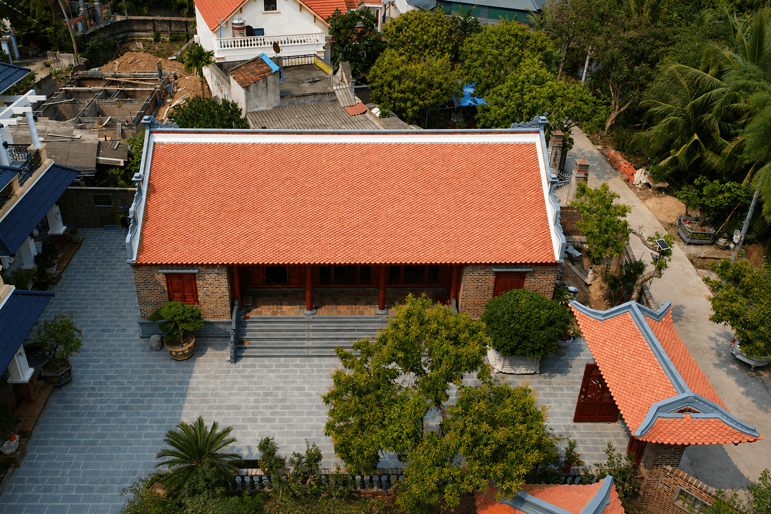 Hoàn Thiện Nhà Gỗ 5 Gian 2 Buồng Gói Tại Thanh Oai – Hà Nội - Bên ngoài nhà Hoàn Thiện Nhà Gỗ 5 Gian 2 Buồng Gói Tại Thanh Oai – Hà Nội - Bên ngoài nhà
